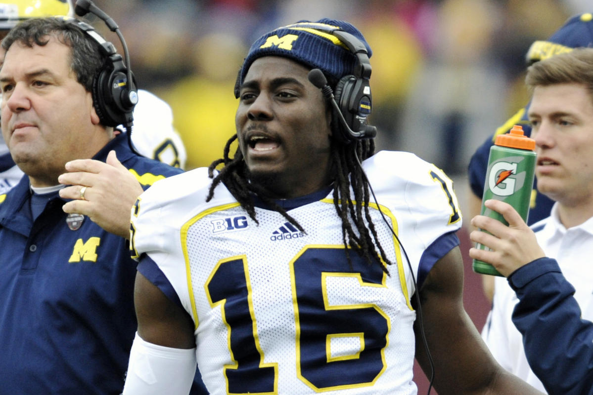 Denard Robinson and Braylon Edwards are among former Michigan players suing NCAA and Big Ten Network