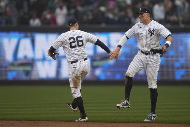 Photos of Philadelphia Phillies against the New York Yankees