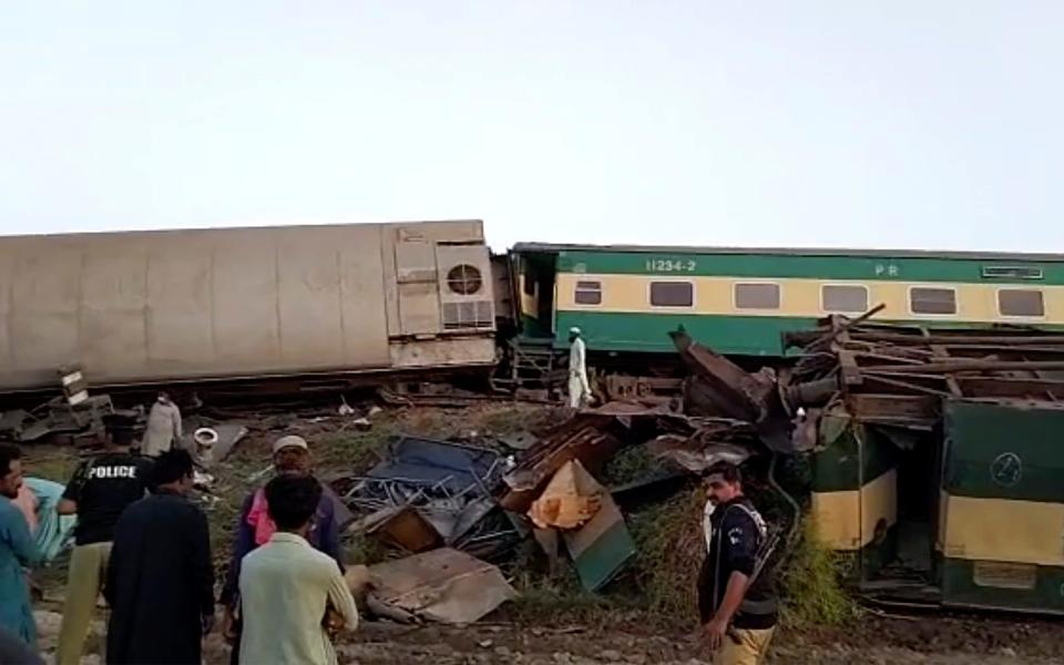 Two express trains collided in southern Pakistan early on Monday - AP Video