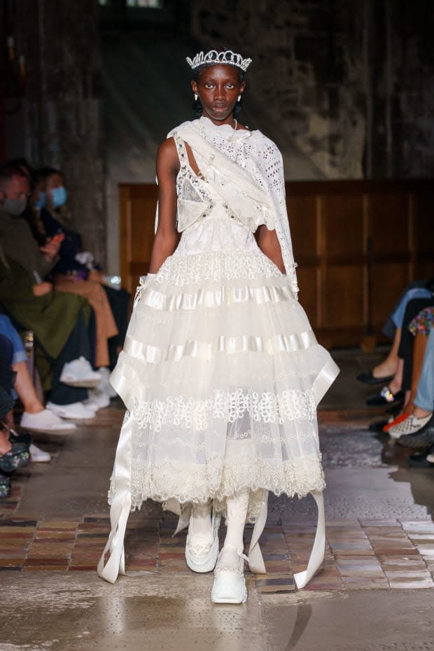 <p>Simone Rocha Spring 2022. Photo: Ben Broomfield/Courtesy of Simone Rocha</p>