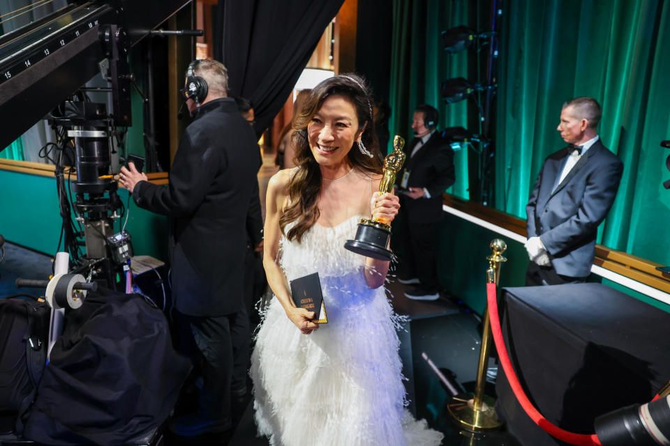 HOLLYWOOD, CA - MARCH 12: Michelle Yeoh backstage at the 95th Academy Awards at the Dolby Theatre on March 12, 2023 in Hollywood, California. (Robert Gauthier / Los Angeles Times via Getty Images)