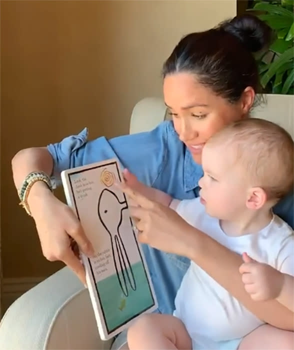 meghan-markle-reading-to-archie