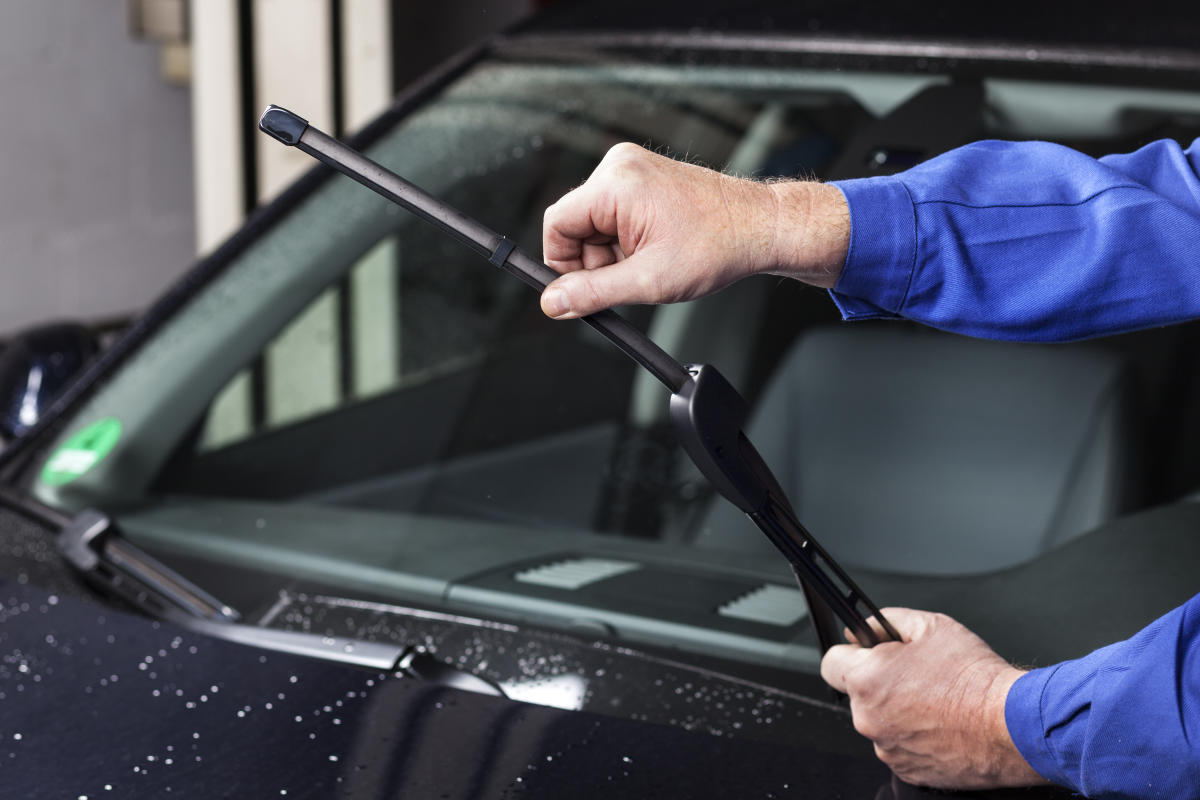 Vol de voiture : attention à l'arnaque du billet sous l'essuie-glace