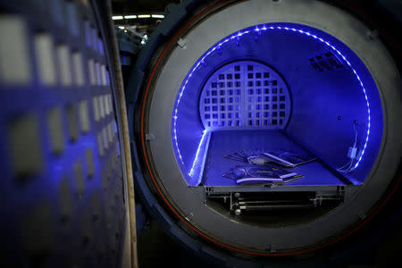 FILE PHOTO - An autoclave is displayed by California-based ASC Process Systems at the JEC World exhibition at Villepinte, outside Paris, France, March 16, 2017. REUTERS/Christian Hartmann/File Photo