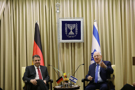 Israel's President Reuven Rivlin welcomes German Foreign Minister Sigmar Gabriel in Jerusalem April 25, 2017. REUTERS/ Ronen Zvulun