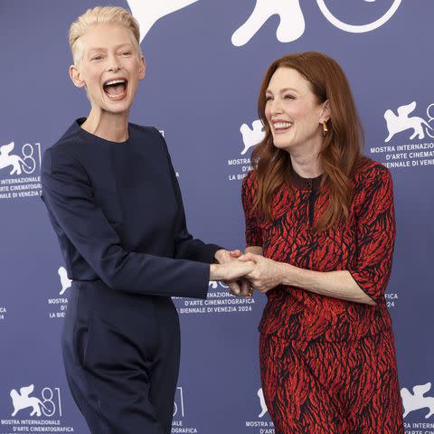 <p>Alessandra Benedetti - Corbis/Corbis via Getty</p> Tilda Swinton and Julianne Moore