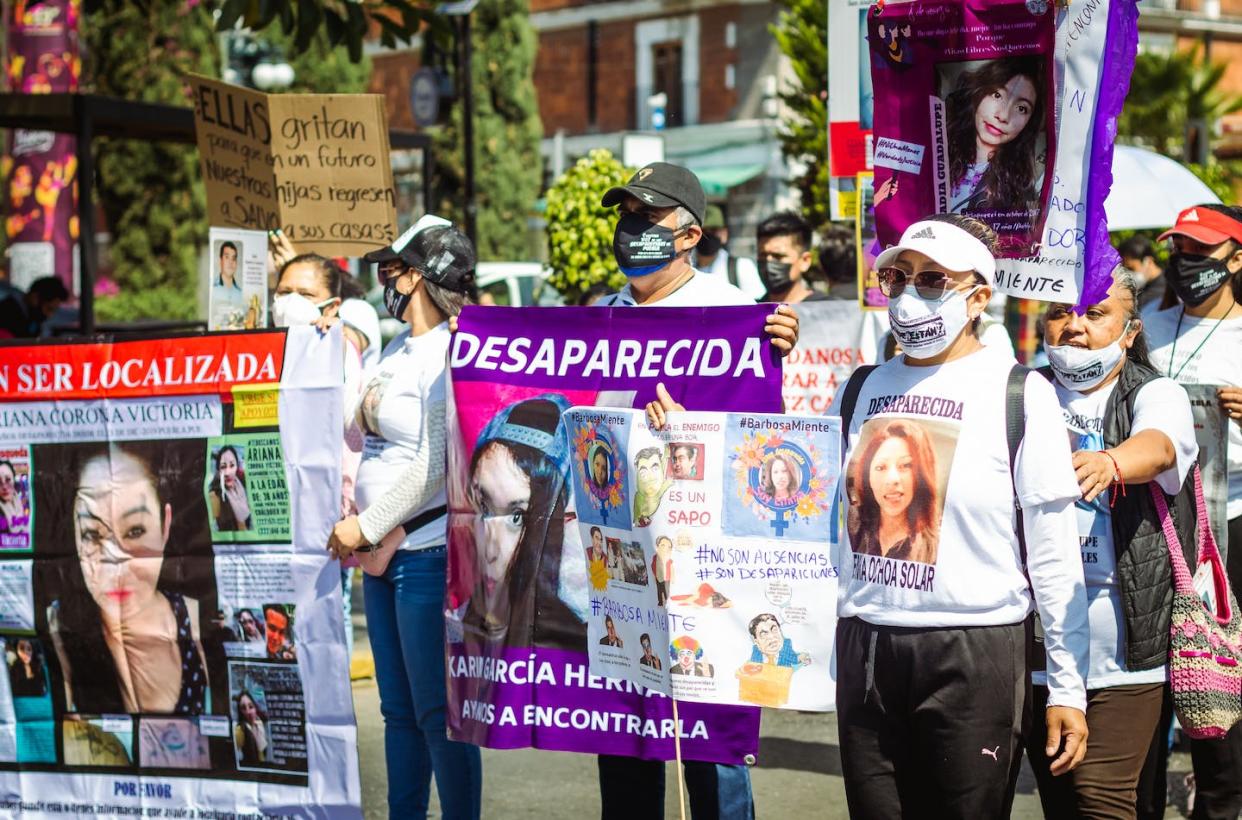 Manifestación del 8 de marzo de 2022 en Puebla (México). <a href="https://www.shutterstock.com/es/image-photo/puebla-mexico-march-8-2022-on-2133896169" rel="nofollow noopener" target="_blank" data-ylk="slk:Shutterstock / Alejandro_Munoz;elm:context_link;itc:0;sec:content-canvas" class="link ">Shutterstock / Alejandro_Munoz</a>