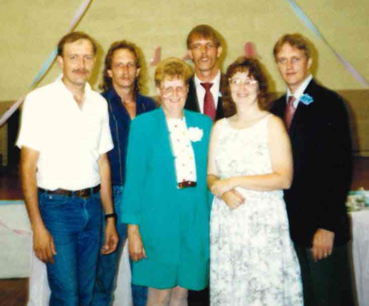 Fredricka Rita Price and her children at her son's wedding 30 years ago. (Left to right) Carl, Ron, Rita, Roy, Debbie, Don.