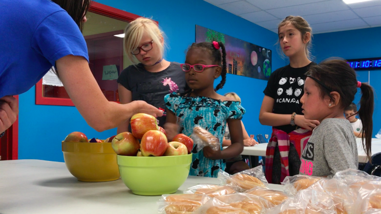 More Calgarians can't afford food despite summer programs for kids, experts say