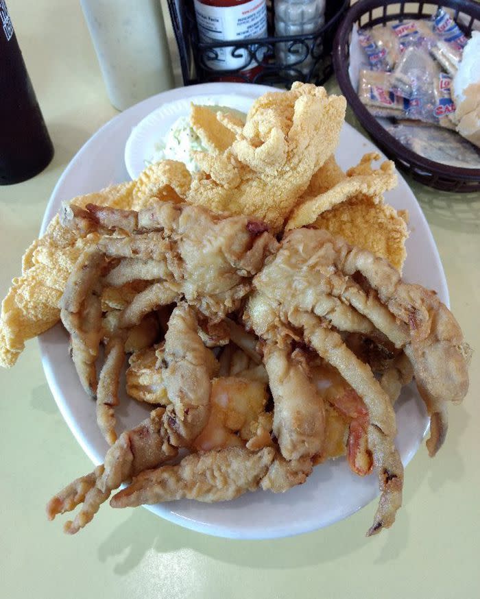 Middendorf's in Akers, Louisiana