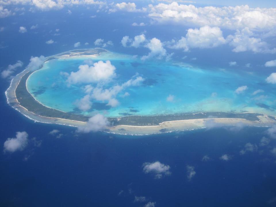 Kirabati liegt zwischen Australien und Hawaii. Viele Einwohner ergreifen schon heute die Flucht, weil ihre Heimat im Wasser zu versinken droht. (Bild Copyright: Thinkstock)