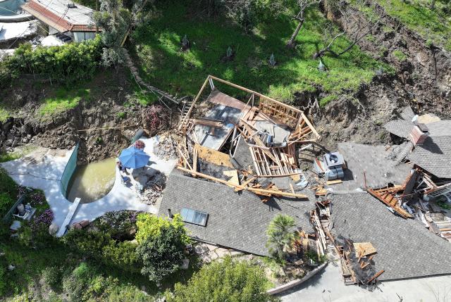 Sherman Oaks landslide: L.A. home destroyed