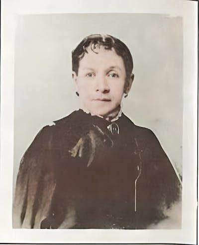 Señorita Antonia Esteller en <em>El Cojo Ilustrado</em>. Publicado el 1 de septiembre de 1896. <a href="https://dialnet.unirioja.es/servlet/articulo?codigo=8379685" rel="nofollow noopener" target="_blank" data-ylk="slk:El Cojo Ilustrado;elm:context_link;itc:0;sec:content-canvas" class="link ">El Cojo Ilustrado</a>, Author provided