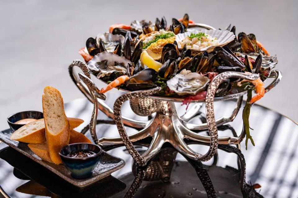 Indulge with Searcys’ new seafood platter (Searcys)