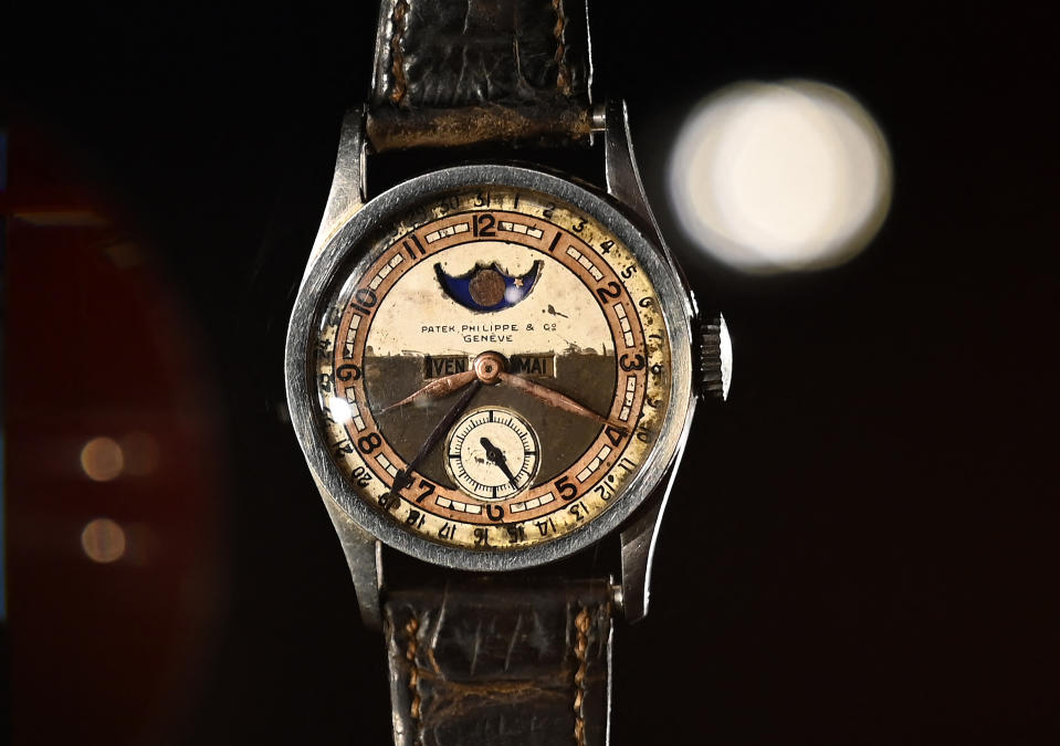 most expensive watches in the world, The Patek Philippe Ref 96 Quantieme Lune timepiece, Aisin-Gioro Puyi, Chinese Qing dynasty's last emperor, Hong Kong, auction, watch auction, Patek Philippe Ref 96 Quantieme Lune timepiece auction