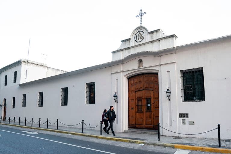 La Santa Casa de Ejercicios Espirituales que fundó Mama Antula es una de las construcciones más antiguas de la ciudad