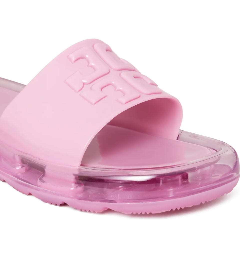 Bubble Jelly Slides in bubblegum pink? Yes please! 