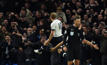 Britain Football Soccer - Chelsea v Tottenham Hotspur - Barclays Premier League - Stamford Bridge - 2/5/16 Tottenham's Harry Kane celebrates scoring their first goal Reuters / Dylan Martinez Livepic EDITORIAL USE ONLY. No use with unauthorized audio, video, data, fixture lists, club/league logos or "live" services. Online in-match use limited to 45 images, no video emulation. No use in betting, games or single club/league/player publications. Please contact your account representative for further details.