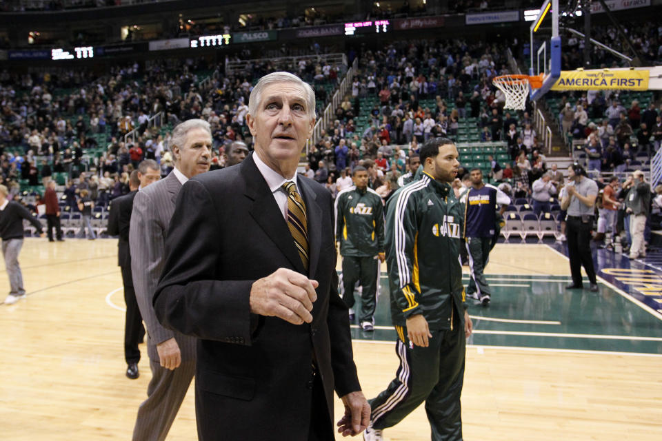 Jerry Sloan（圖中）與Deron Williams（圖右）. (AP Photo/Colin E Braley)