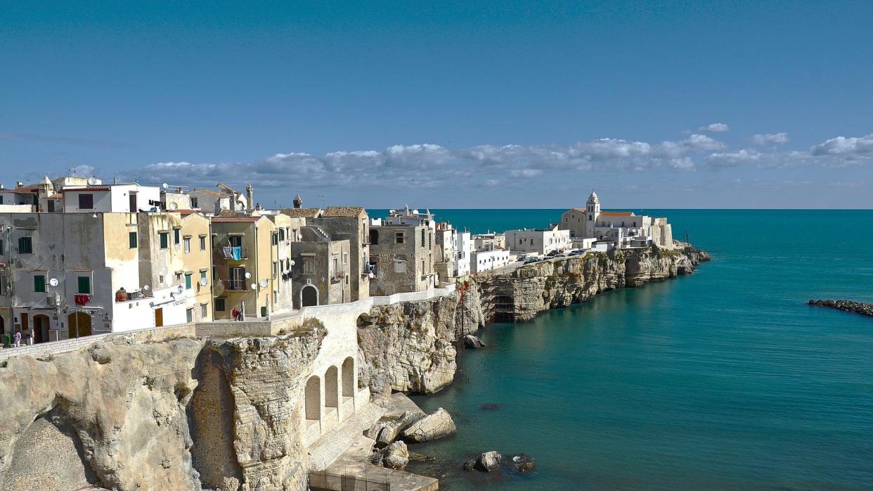 Candela is inland, but Puglia's seaside towns like Vieste are a short drive away: Jack78/Pixabay