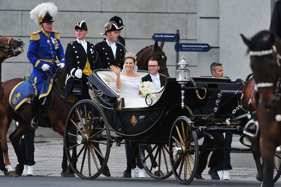 No royal wedding is complete without a carriage ride...