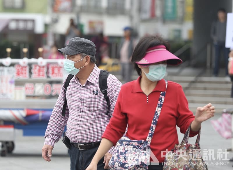 戴口罩勤洗手 全民防疫讓流感腸病毒重症創新低。（檔案照）