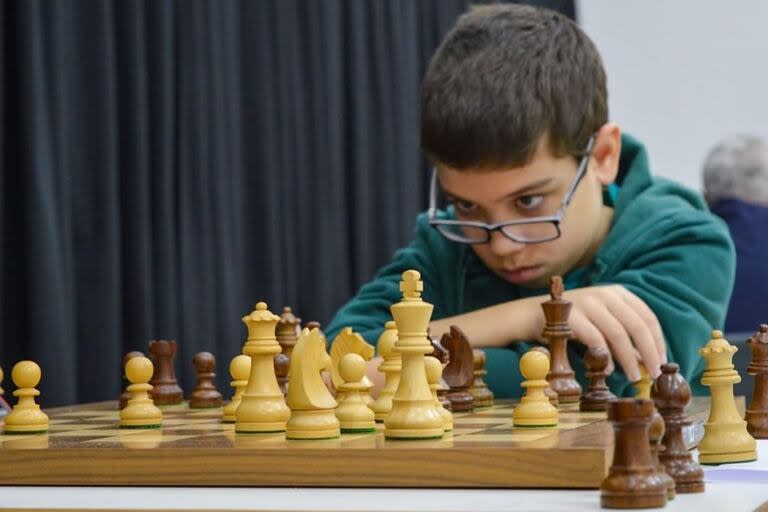 Faustino Oro toma clases on line con entrenadores que están en la Argentina