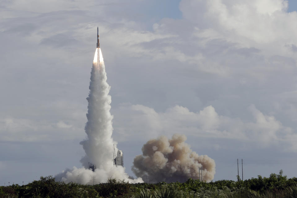 A United Launch Alliance Delta IV rocket lifts off from space launch complex 37 at the Cape Canaveral Air Force Station with the second Global Positioning System III payload, Thursday, Aug. 22, 2019, in Cape Canaveral, Fla. (AP Photo/John Raoux)