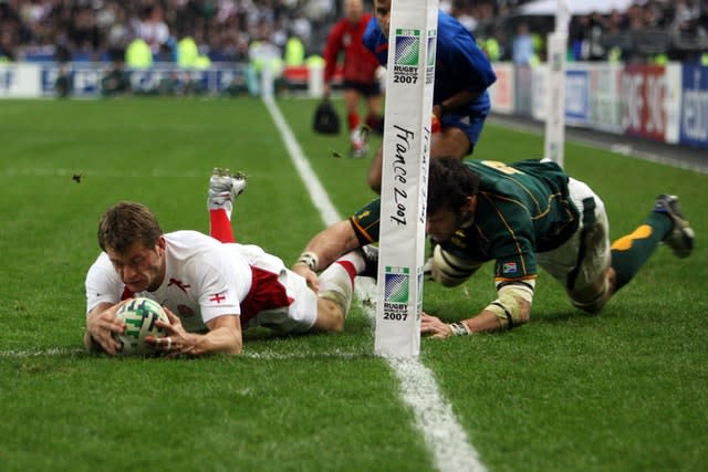 Mark Cueto's try was ruled out