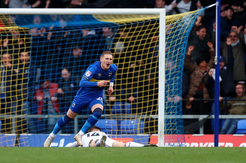 Bristol Rovers are amongst a number of League One clubs reportedly interested in signing Ronan Curtis this summer -Credit:Tom Dulat/Getty Images