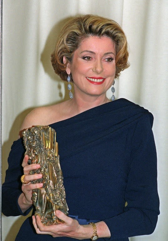 Les trophées de Catherine Deneuve