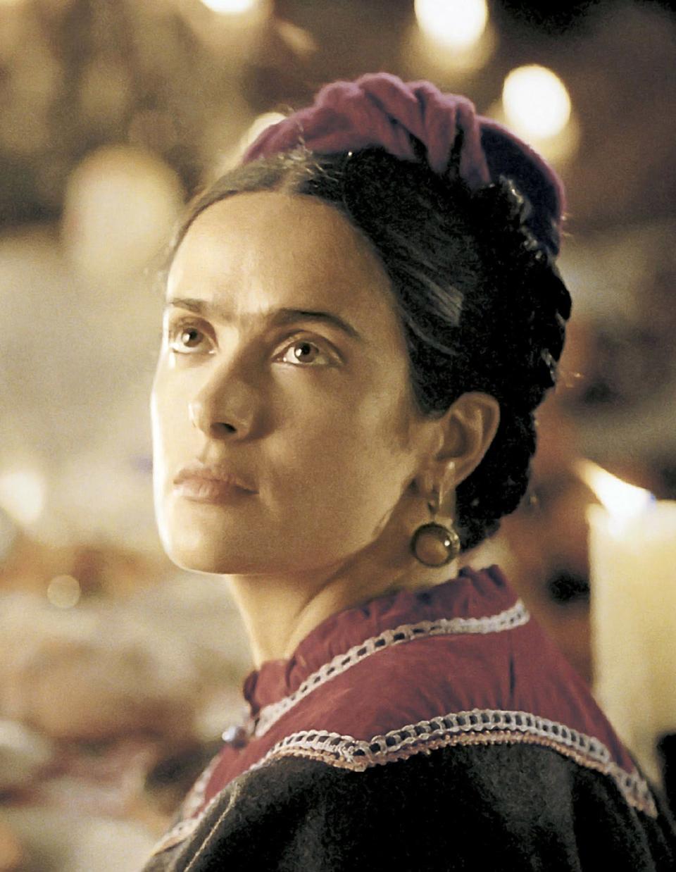 Close-up of Salma as Frida