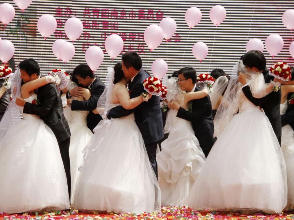 Chinese companies offer 'dating leave' to single female employees aged over 30