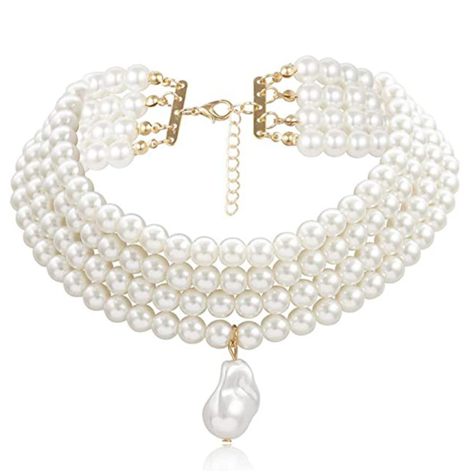 Pearl Necklkaces