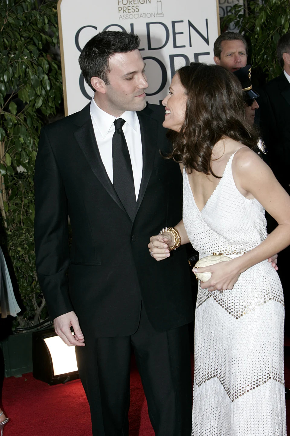 Ben Affleck, Jennifer Garner (wearing Gucci) at THE 64TH ANNUAL GOLDEN GLOBE AWARDS, January 15, 2007, Los Angeles CA, Photo: Chris Haston / © NBC / Courtesy Everett Collection