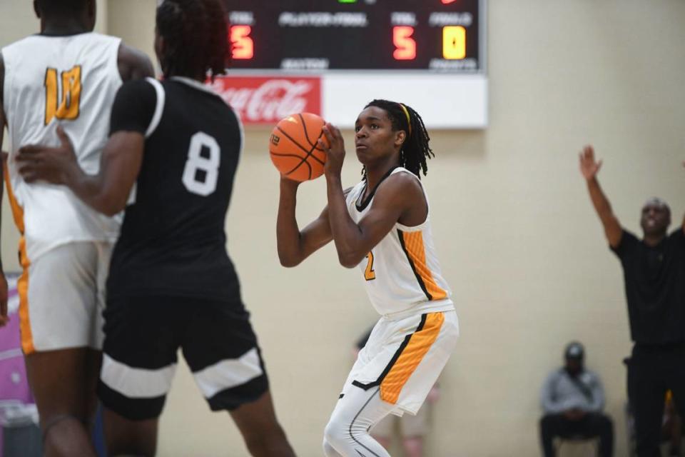 Jasper Johnson of Team Thad shoots the ball during a game at Peach Jam at the Riverview Park Activities Center in July 2023 in North Augusta, South Carolina. Johnson is considered a five-star basketball recruit.