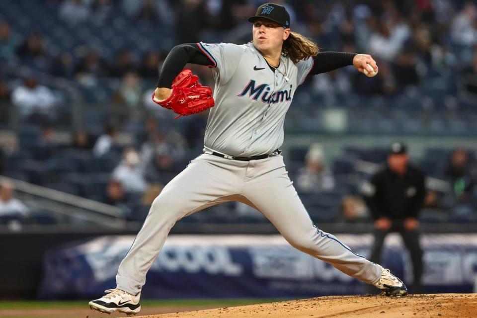 El abridor de los Marlins de Miami Ryan Weathers lanzó cinco entradas y no le permitió carrera a los Yankees, en el partido celebrado el 10 de abril de 2024 en Nueva York.