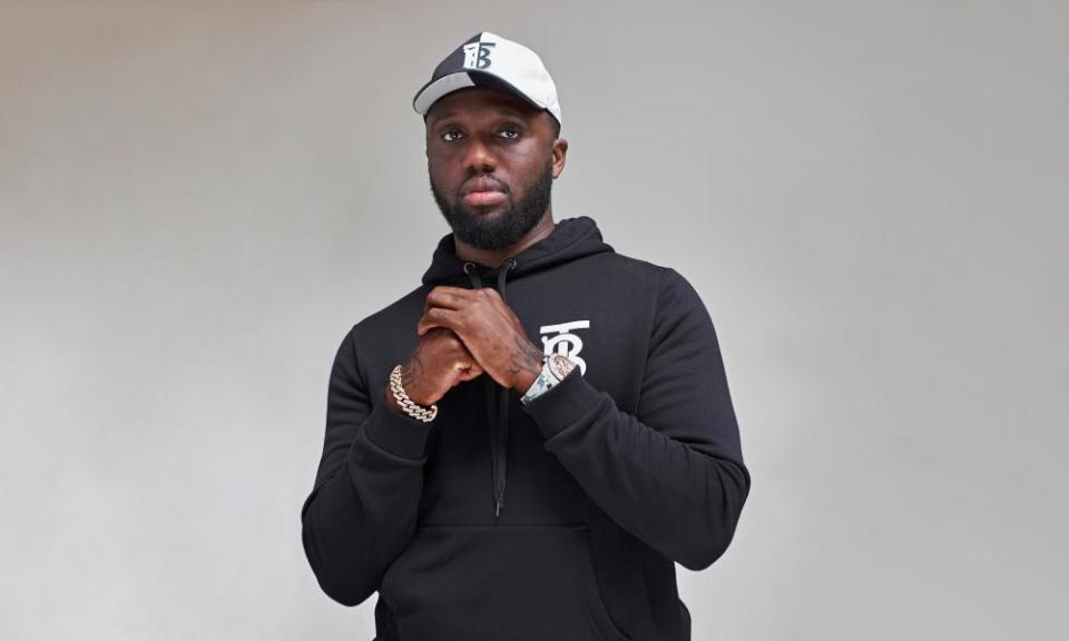 Drill artist Headie One has been praised by Drake.