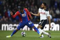 Britain Soccer Football - Crystal Palace v Tottenham Hotspur - Premier League - Selhurst Park - 26/4/17 Crystal Palace's Jason Puncheon in action with Tottenham's Mousa Dembele Reuters / Dylan Martinez Livepic