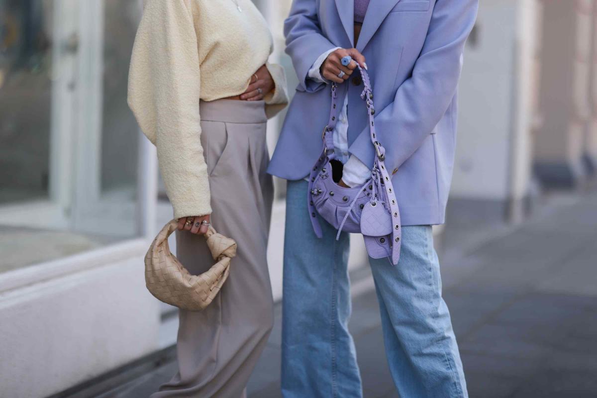 Flared Pants '70s Style Fashion Shopping — 14 Flared Pants to Revive the  '70s Spirit