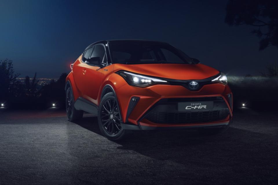 2-0-hybrid-toyota-c-hr