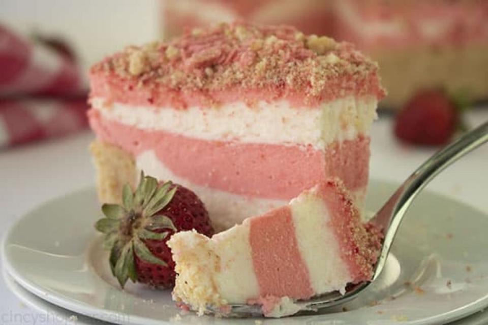 <p>Cincy Shopper</p><p>This delicious dessert will remind you of those tasty strawberry shortcake bars you had as a kid.</p><p><strong>Get the recipe: </strong><a href="https://cincyshopper.com/strawberry-crunch-cheesecake/" rel="nofollow noopener" target="_blank" data-ylk="slk:Strawberry Crunch Cheesecake;elm:context_link;itc:0;sec:content-canvas" class="link "><strong>Strawberry Crunch Cheesecake</strong></a></p>