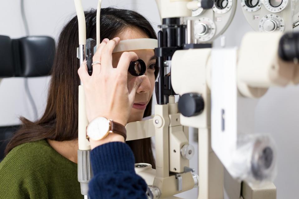 An ophthalmologist checks the inside and back of the eyes using a high-powered lens. ― Picture courtesy of VISTA Eye Specialist