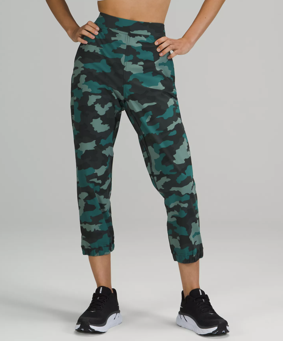 Adapted State High-Rise Jogger Crop (Photo via Lululemon)