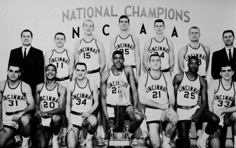 The 1960-61 national champion Cincinnati Bearcats basketball team, from the 1961 &quot;Cincinnatian&quot; yearbook.