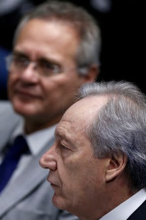 President of Brazil's Supreme Court, Ricardo Lewandowski (R) speaks near Brazil's Senate President Renan Calheiros (L) during a final session of debate and voting on suspended Rousseff's impeachment trial in Brasilia, Brazil August 25, 2016. REUTERS/Ueslei Marcelino