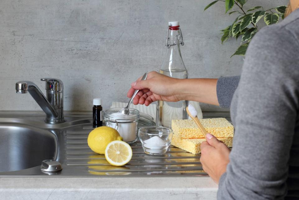 kitchen deep cleaning