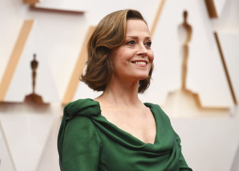 Sigourney Weaver en la alfombra roja de los Premios Óscar, año 2020.