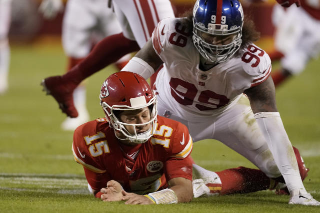 Butker hits go-ahead FG with 1:07 left as KC beats Giants