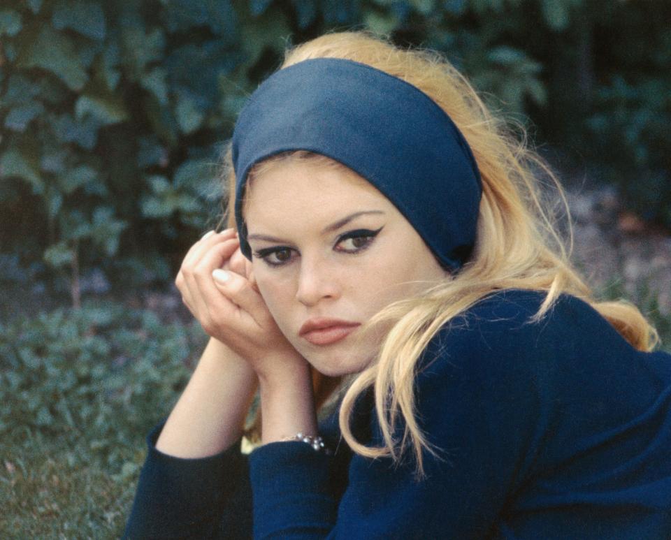 To kick off Paris Fashion Week, a look at the great tradition of French girl hair from Coco Chanel’s bob to Brigitte Bardot’s bouffant.